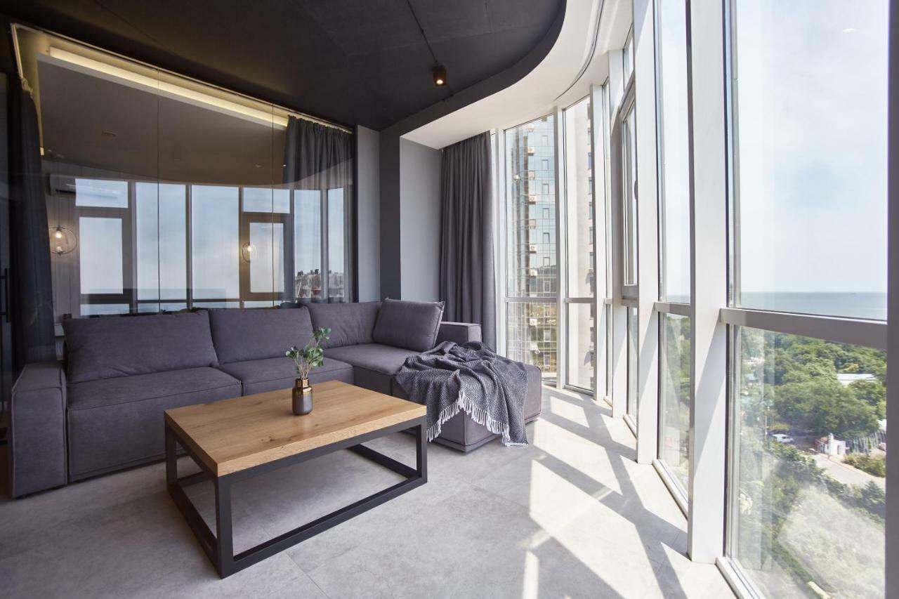Gagarin Plaza Luxury Sea View Apartments Odesa Exterior photo