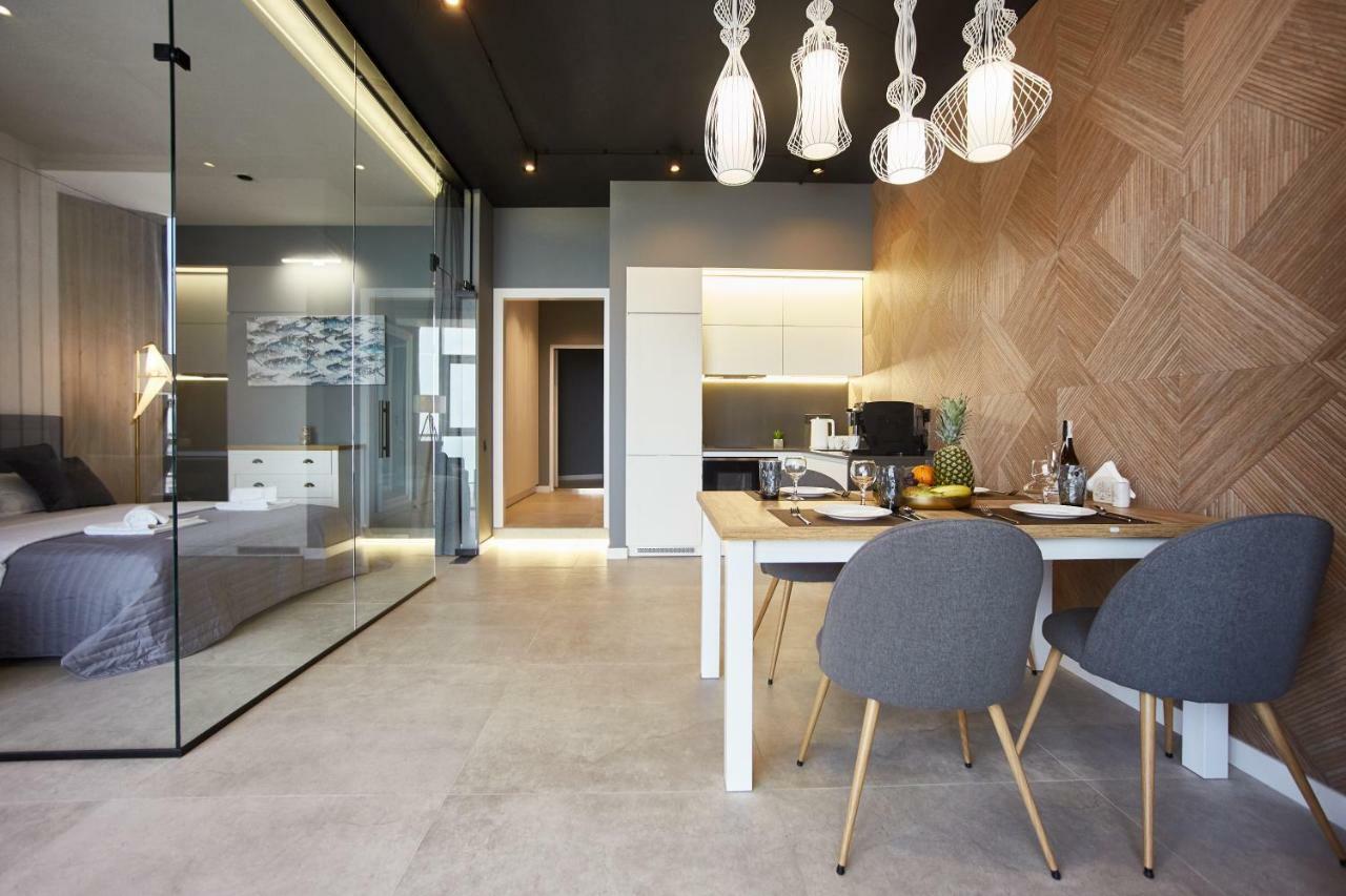 Gagarin Plaza Luxury Sea View Apartments Odesa Exterior photo