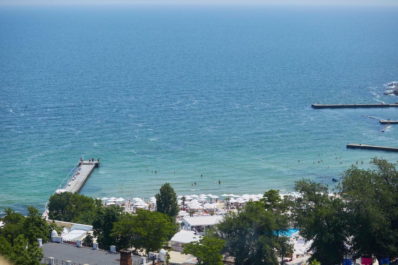 Gagarin Plaza Luxury Sea View Apartments Odesa Exterior photo