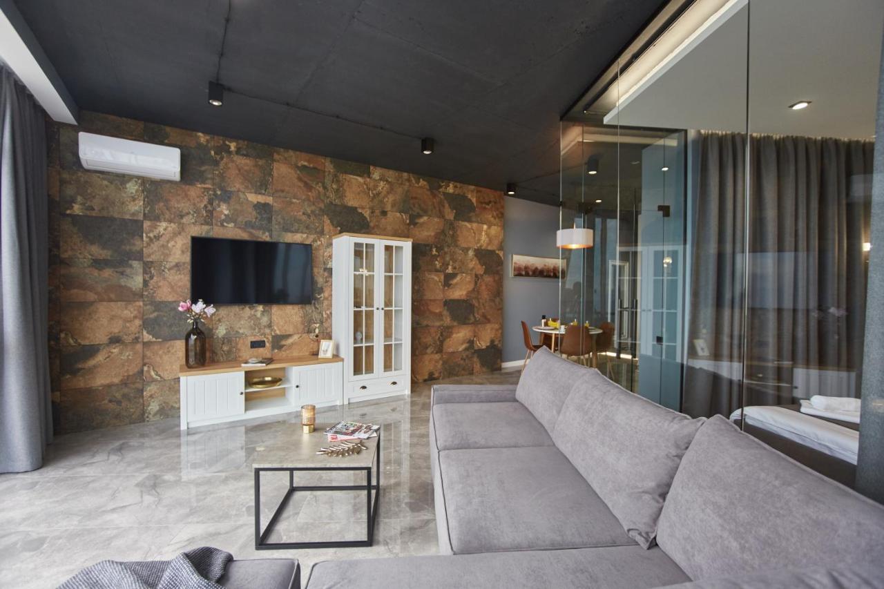 Gagarin Plaza Luxury Sea View Apartments Odesa Exterior photo